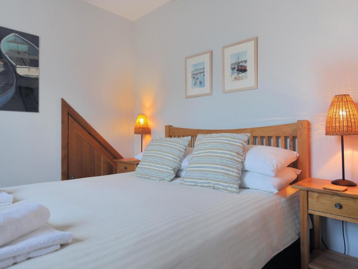 The Lookout Apartment Lyme Regis Exterior photo